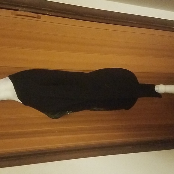 YAGI LONG SLEEVE RHINESTONE FLORAL TSHIRT - Picture 4 of 5